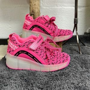 Aimoge girls tennis with‎ retractable rollers in heels size32 (size 1)